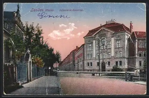 AK Landau /Pfalz, Infanterie-Kaserne bei Abendstimmung