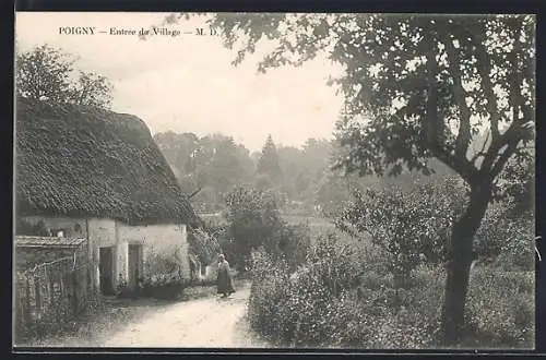 AK Poigny, Entree du Village