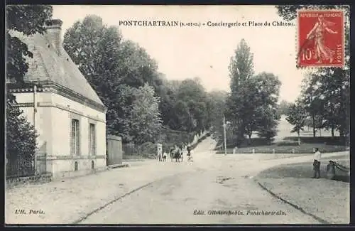 AK Pontchartrain, Conciergerie et Place du Chateau