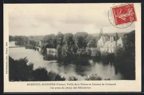 AK Bonneuil-Matours, Vallée de la Vienne et Château de Crémault, vue prise du côteau des Billarderies