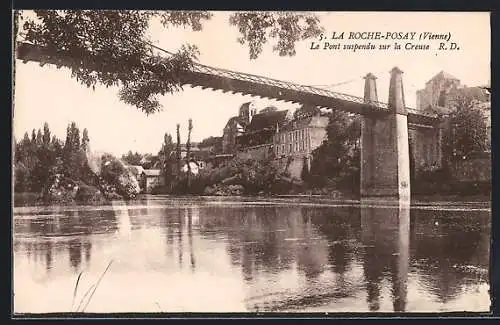 AK La Roche-Posay, Le Pont suspendu sur la Creuse