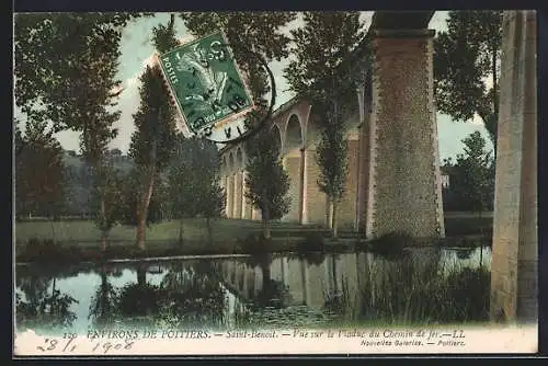 AK Saint-Benoit, Vue sur le Viaduc du Chemin de Fer