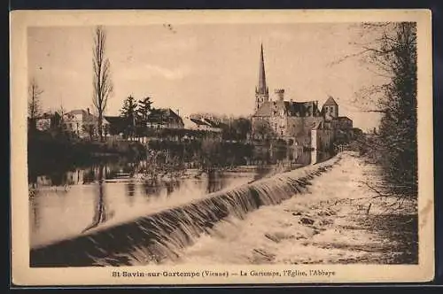 AK St-Savin-sur-Gartempe, La Gartempe, l`Eglise, l`Abbaye