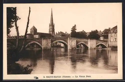 AK Saint-Savin /Vienne, Le Vieux Pont