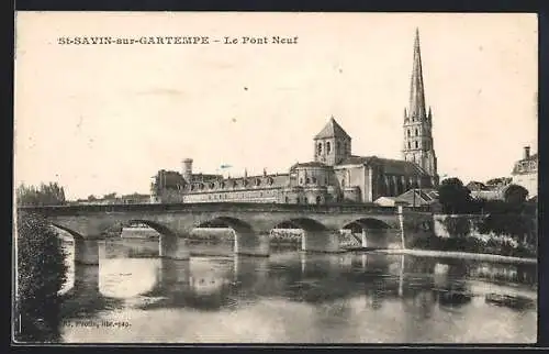 AK St-Savin-sur-Gartempe, Le Pont Neuf