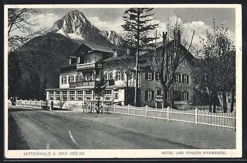 AK Mittenwald a. Isar, Strassenpartie an der Hotel-Pension Karwendel