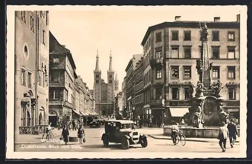 AK Würzburg, Domstrasse mit Blick zum Dom