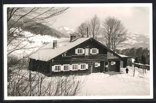 AK Buchau / Oberaudorf, Innwerk-Hütte im Winter, mit Talblick