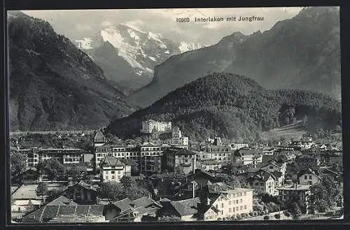 AK Interlaken, Ortspanorama mit Jungfrau