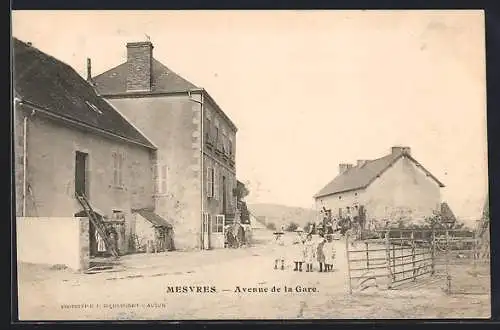 AK Mesvres, Avenue de la Gare