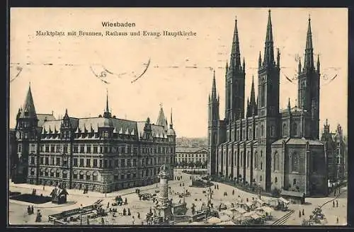 AK Wiesbaden, Marktplatz mit Brunnen, Rathaus und Evang. Hauptkirche