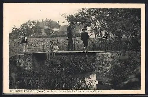 AK Courcelles-le-Roi /Loiret, Passerelle du Moulin à eau et vieux Château