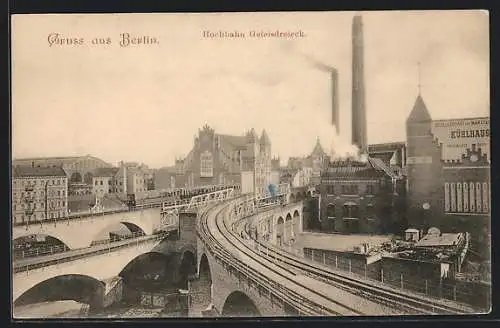 AK Berlin-Kreuzberg, Gleisdreieck, Hochbahn-Brücken mit Gewerbe-Gebäuden und Blick zum Bahnhof aus der Vogelschau