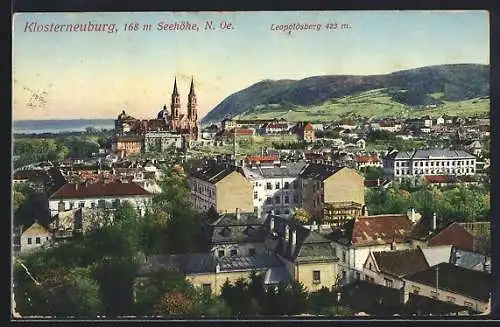 AK Klosterneuburg, Teilansicht mit Leopoldsberg