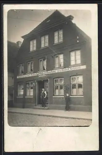 Foto-AK Wilster, Gasthaus und Spirituosenhandlung v. Rudolf Schmidt