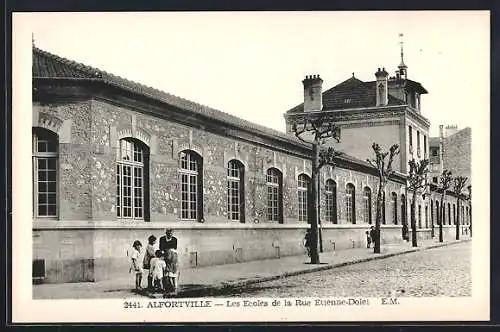 AK Alfortville, Les Escoles de la Rue Etienne Dolet