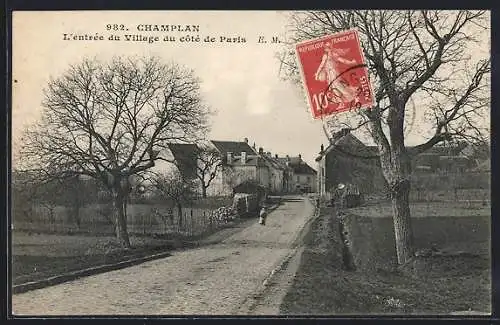 AK Champlan, l'entrée du Village du cote de Paris