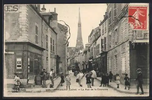 AK Pithiviers, la Rue de la Couronne