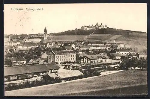 AK Pribram, Gesamtansicht mit Blick zum Kloster