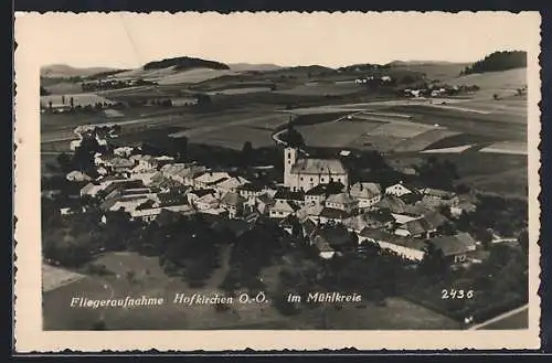 AK Hofkirchen im Mühlkreis, Fliegeraufnahme mit Kirche und Feldern