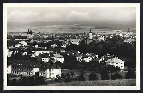 AK Uher. Hradiste, Teilansicht mit Kirche