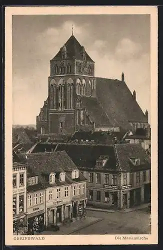 AK Greifswald, Strassenansicht mit Marienkirche