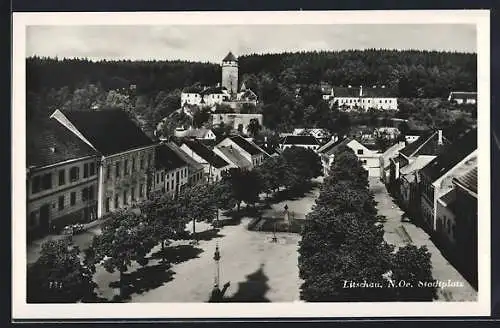 AK Litschau, Stadtplatz mit Bäumen gesäumt