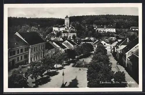 AK Litschau, Stadtplatz mit Bäumen gesäumt