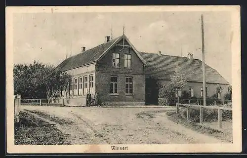 AK Winnert / Husum, Gasthaus von der Strasse aus gesehen