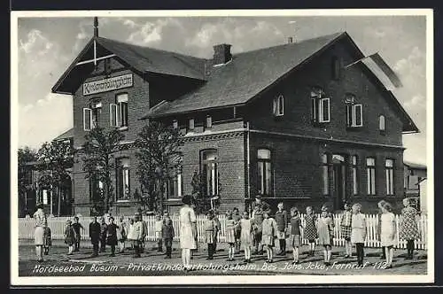 AK Büsum i. Holst, Privatkindererholungsheim von Johs. Icke, Kinder vor dem Gebäude