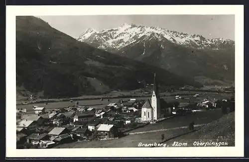 AK Bramberg /Oberpinzgau, Ortsansicht gegen die Berge