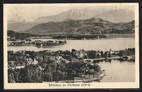 AK Pörtschach am Wörthersee, Ortsansicht gegen die Berge