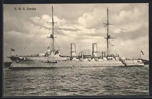 AK China, Kriegsschiff S. M. S. Hertha in Fahrt, Ostasiengeschwader