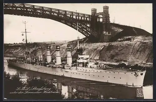 AK Kriegsschiff S. M. S. Strassburg unter der Levensauer Hochbrücke