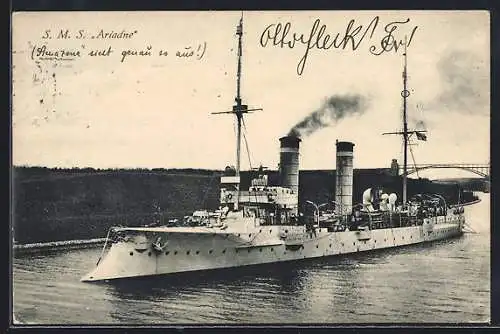 AK Kriegsschiff S. M. S. Ariadne passiert den Kaiser Wilhelm Kanal