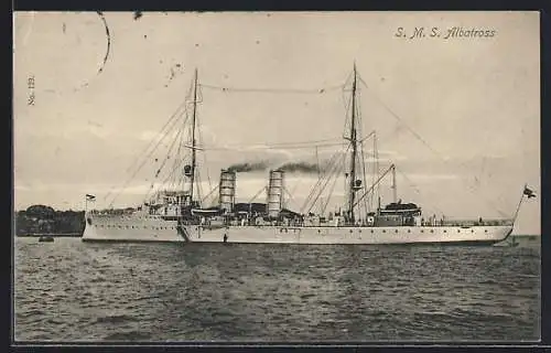 AK Kriegsschiff S. M. S. Albatross vor der Küste