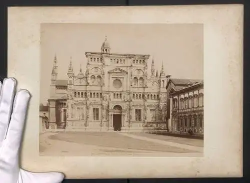 Fotografie unbekannter Fotograf, Ansicht Certosa di Pavia, Facciata della Chiesa