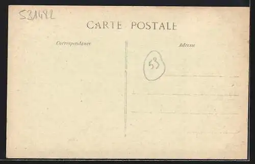 AK Vaiges, Rue des Ecoles, Strassenpartie