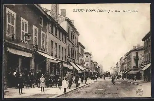 AK Saint-Fons, Rue Nationale, Strassenpartie