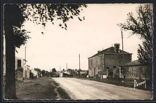 AK Chevrette, Entree du bourg