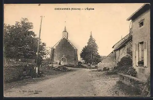 AK Chevannes, L`Èglise, Strassenpartie