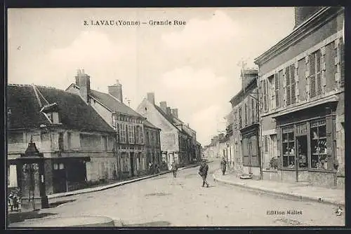 AK Lavau, Grande Rue, Strassenpartie im Sonnenschein