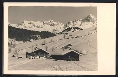 AK Hintermoos bei Saalfelden, A. D. D. Skilager, Gasthaus im Schnee