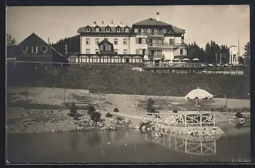 AK Gösing, Hotel mit Strand vom Wasser aus