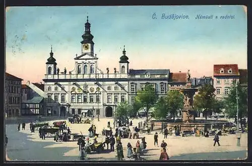 AK Budweis / Ceske Budejovice, Ringplatz mit Rathaus