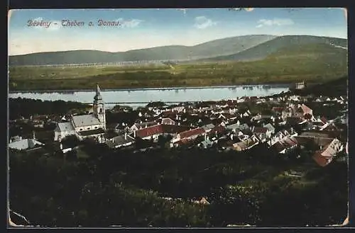 AK Theben a. Donau, Ortsansicht gegen Fluss und Berge