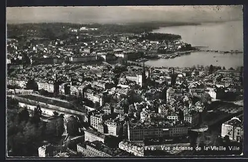 AK Genève, Vue aérienne de la Vieille Ville