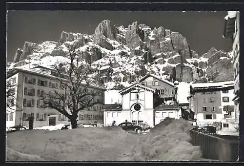 AK Leukerbad, Dorfplatz mit Leeshörner