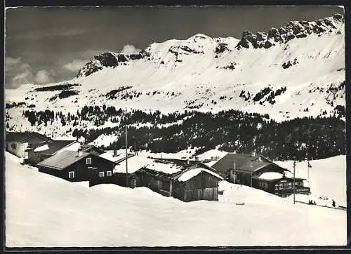 AK Valbella-Lenzerheide, Sartons mit Churerjochkette im Schnee