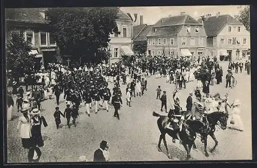 AK Lübben, Schützenfest, Festzug durch den Ort